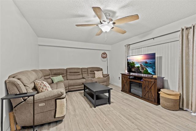 2763 5TH COURT, Palm Harbor, FL 34684