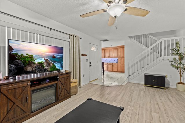 2763 5TH COURT, Palm Harbor, FL 34684