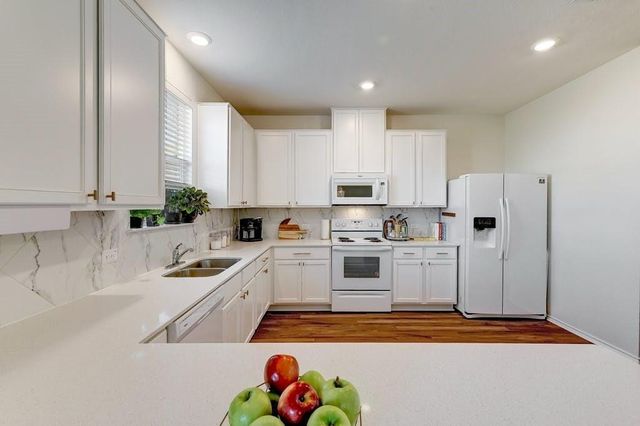 13916 Inaugural ST, Manor, TX 78653