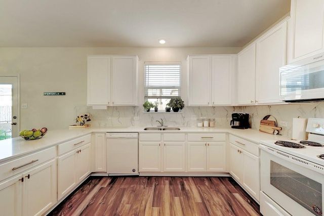 13916 Inaugural ST, Manor, TX 78653
