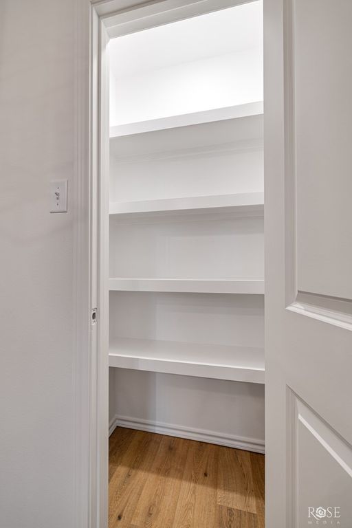 Image 17 of property listing at 210 E 16th St, San Angelo, TX 76903