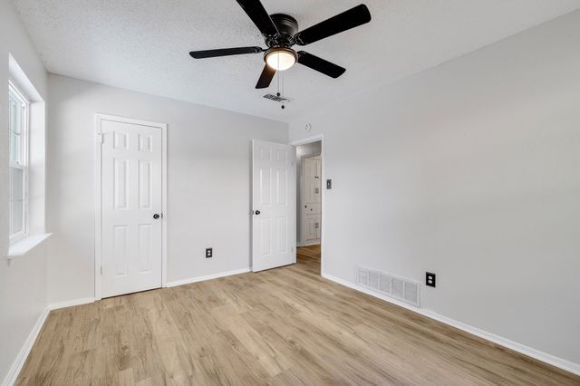 512 Saddle Ridge Lane, Saginaw, TX 76179