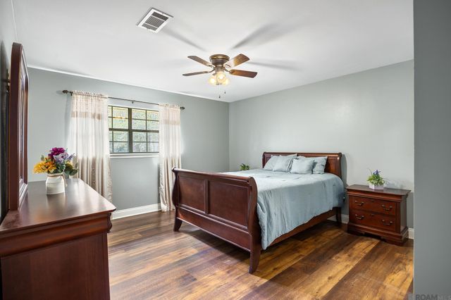 14050 Harry Savoy Rd, St Amant, LA 70774