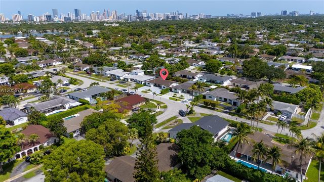 1890 NE 211th Ter, Miami, FL 33179