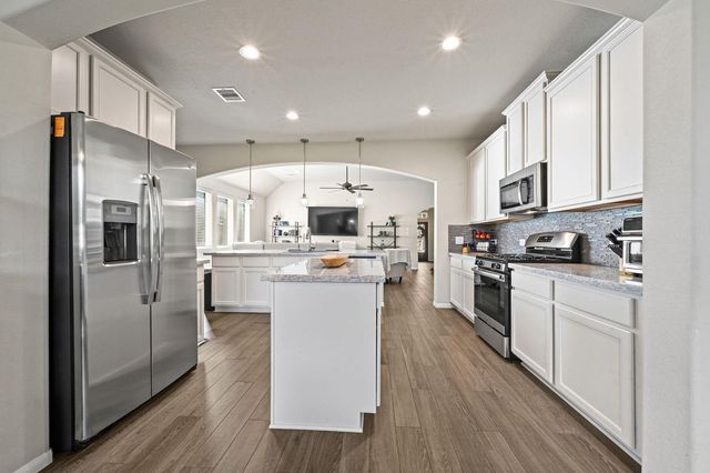 1830 Alyssa Way, Alvin, TX 77511