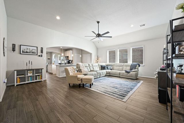 1830 Alyssa Way, Alvin, TX 77511