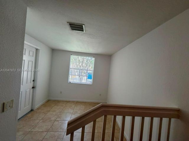 9249 SW 227th St 8-22, Cutler Bay, FL 33190