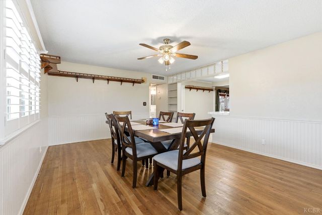 870 Cypress Court, Lemoore, CA 93245