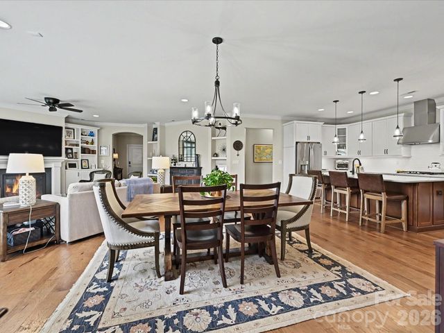 2202 Lincolnshire Lane, Wesley Chapel, NC 28173