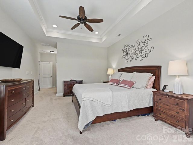 2202 Lincolnshire Lane, Wesley Chapel, NC 28173