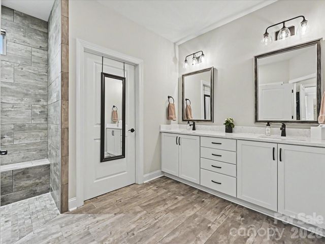 2202 Lincolnshire Lane, Wesley Chapel, NC 28173