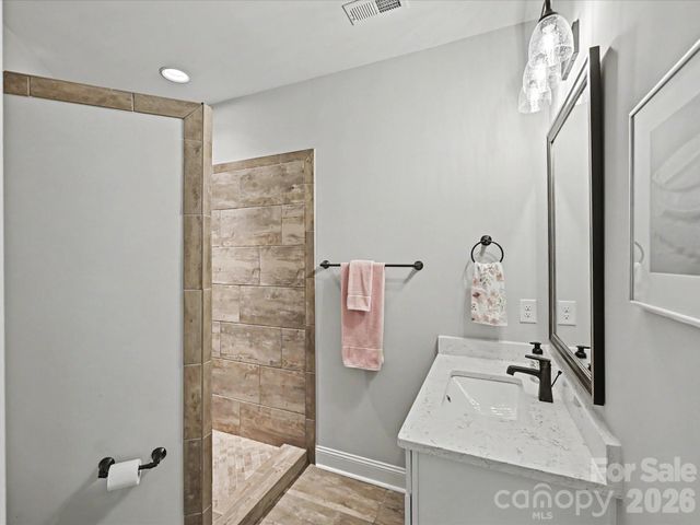 2202 Lincolnshire Lane, Wesley Chapel, NC 28173