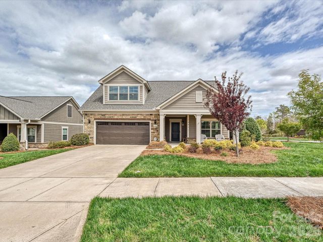 2202 Lincolnshire Lane, Wesley Chapel, NC 28173