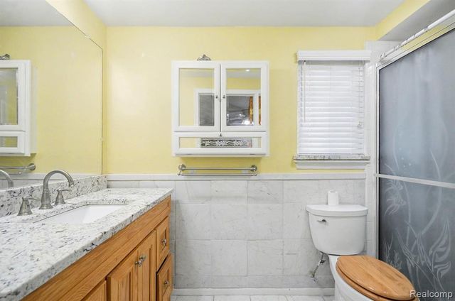 31411 Shaw Drive, Warren, MI 48093