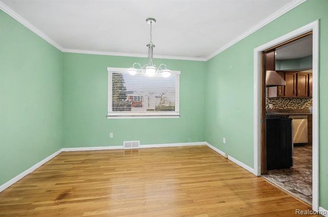 31411 Shaw Drive, Warren, MI 48093