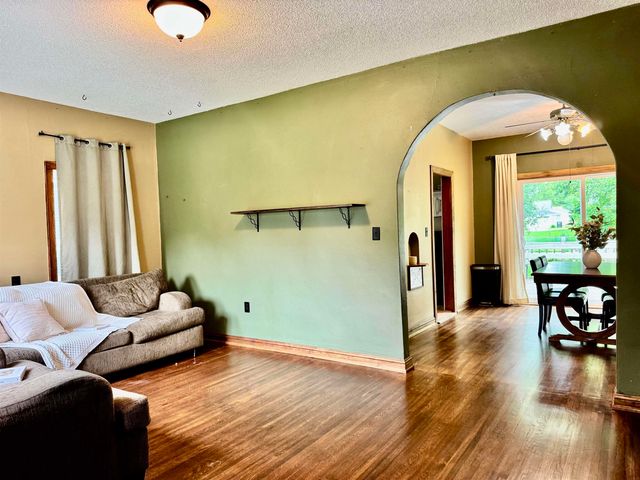 1015 College Street, Cedar Falls, IA 50613