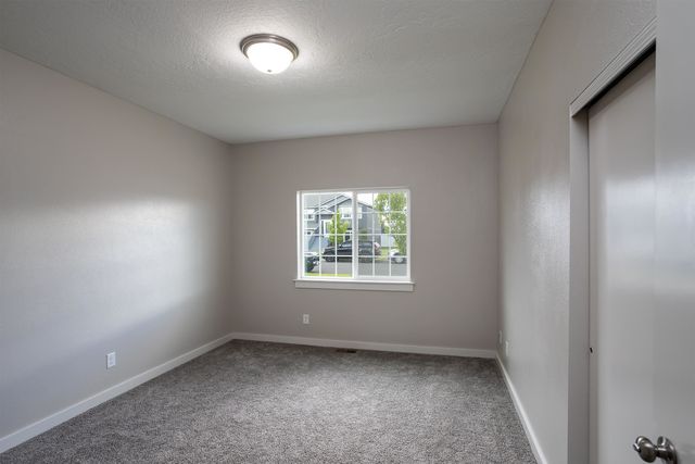 1815 W Jay Ave, Spokane, WA 99208