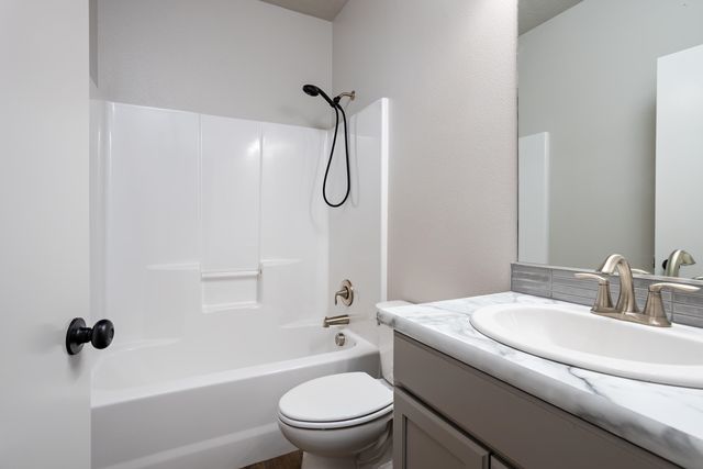 1815 W Jay Ave, Spokane, WA 99208
