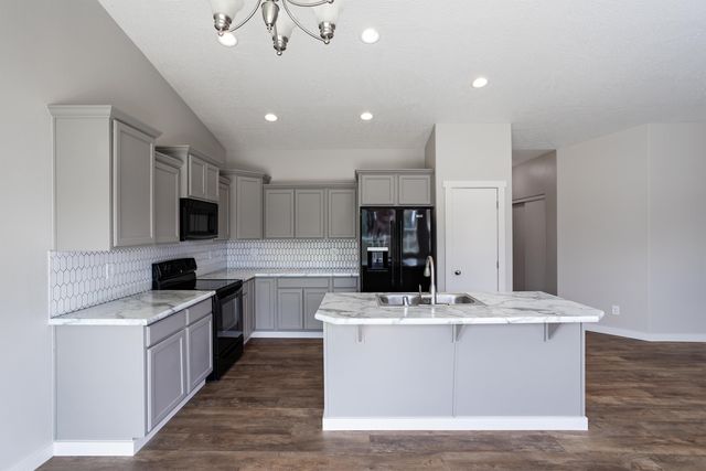 1815 W Jay Ave, Spokane, WA 99208