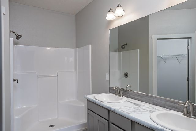 1815 W Jay Ave, Spokane, WA 99208