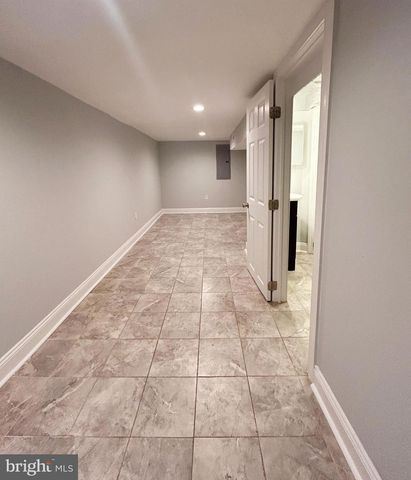 6223 HAZEL AVE, Philadelphia, PA 19143