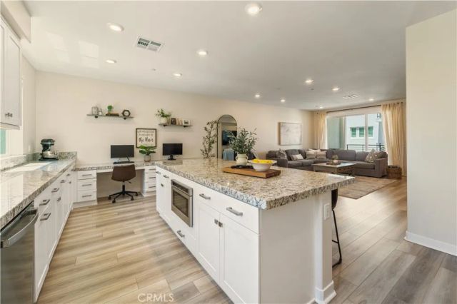 27461 Viero Place, Valencia, CA 91381