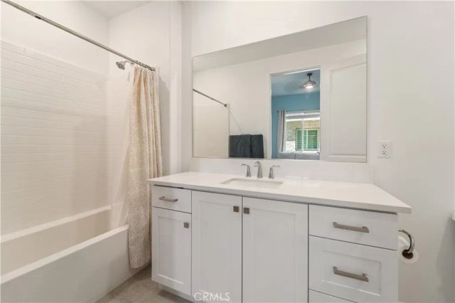 27461 Viero Place, Valencia, CA 91381