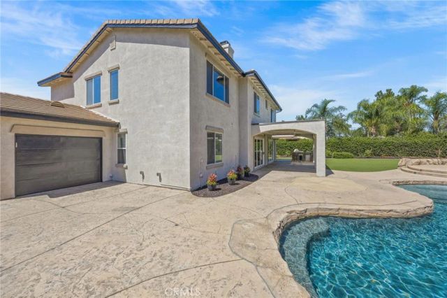 1481 Sunshine Circle, Corona, CA 92881