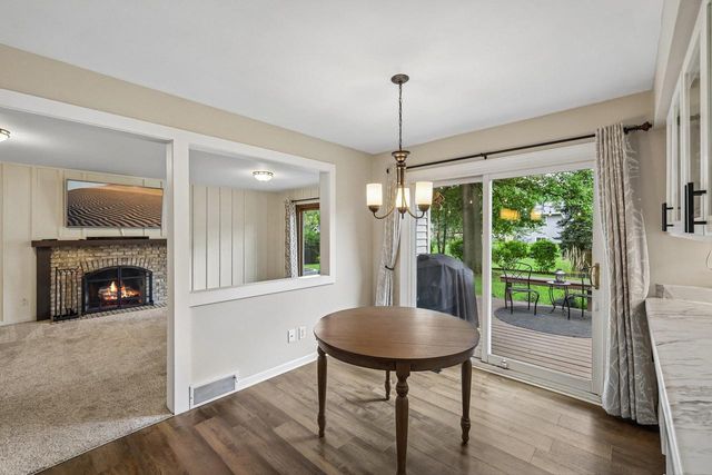 5318 Comanche Way, Madison, WI 53704