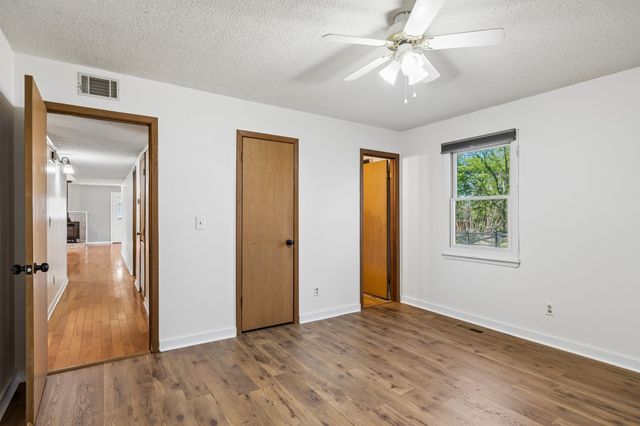 2318 Huckaby Rd, Columbia, TN 38401