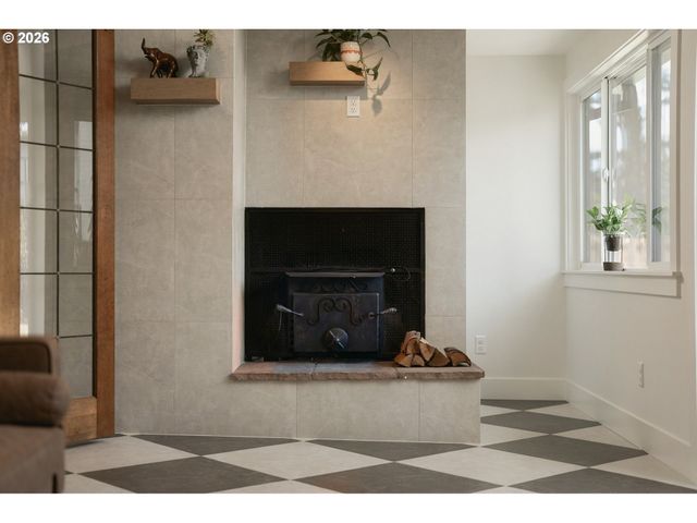 14901 Se LEE Ave, Milwaukie, OR 97267