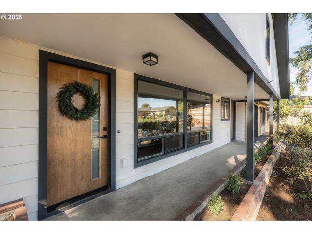 14901 Se LEE Ave, Milwaukie, OR 97267
