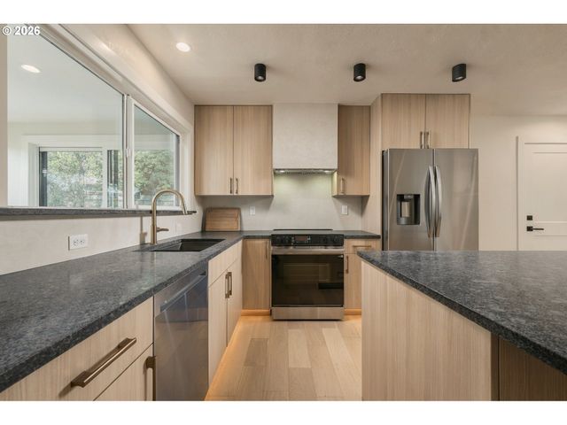 14901 Se LEE Ave, Milwaukie, OR 97267