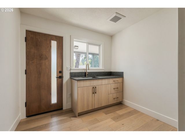 14901 Se LEE Ave, Milwaukie, OR 97267