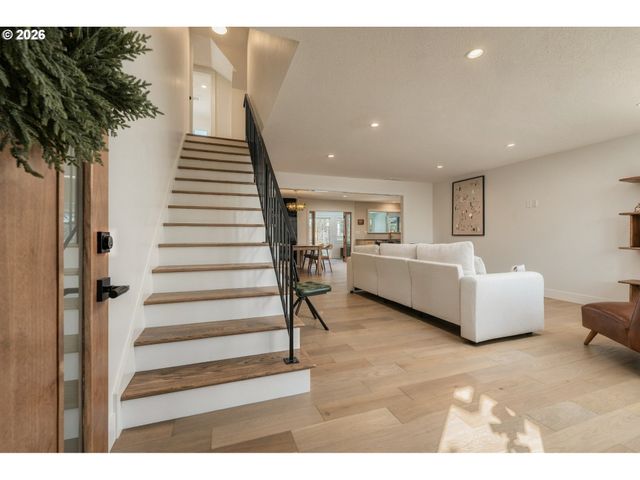 14901 Se LEE Ave, Milwaukie, OR 97267