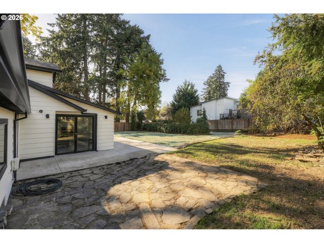 14901 Se LEE Ave, Milwaukie, OR 97267