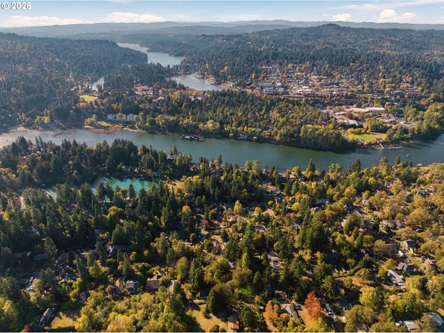 14901 Se LEE Ave, Milwaukie, OR 97267