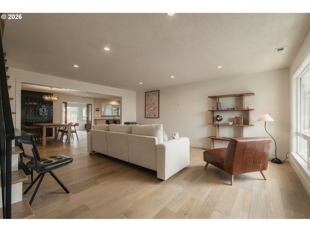 14901 Se LEE Ave, Milwaukie, OR 97267