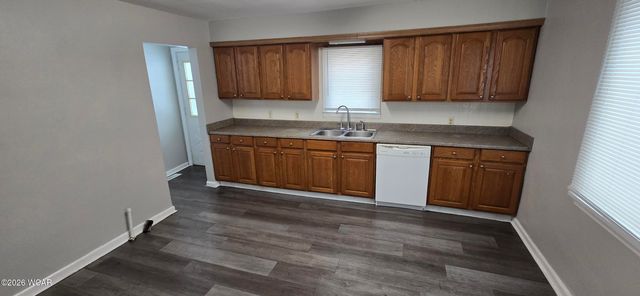 1918 Oakland Parkway, Lima, OH 45805