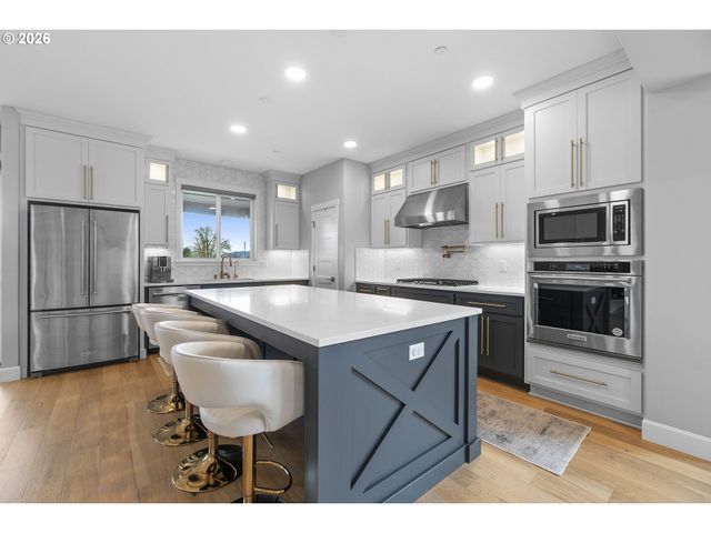 3470 W 3RD St, Washougal, WA 98671