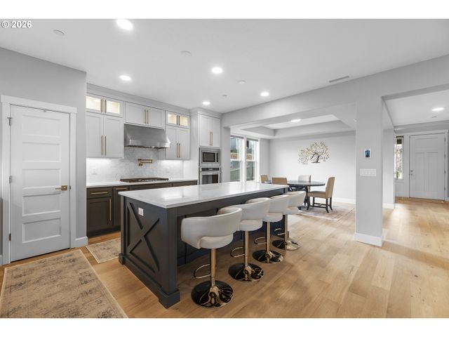 3470 W 3RD St, Washougal, WA 98671