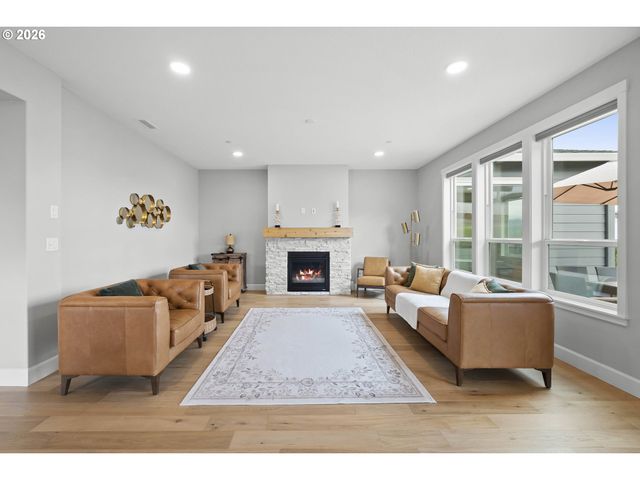 3470 W 3RD St, Washougal, WA 98671