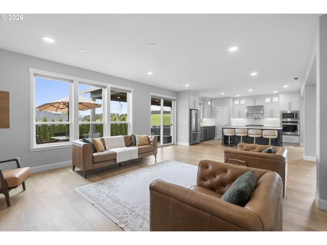 3470 W 3RD St, Washougal, WA 98671