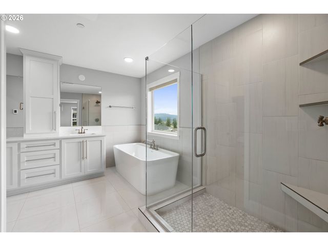 3470 W 3RD St, Washougal, WA 98671