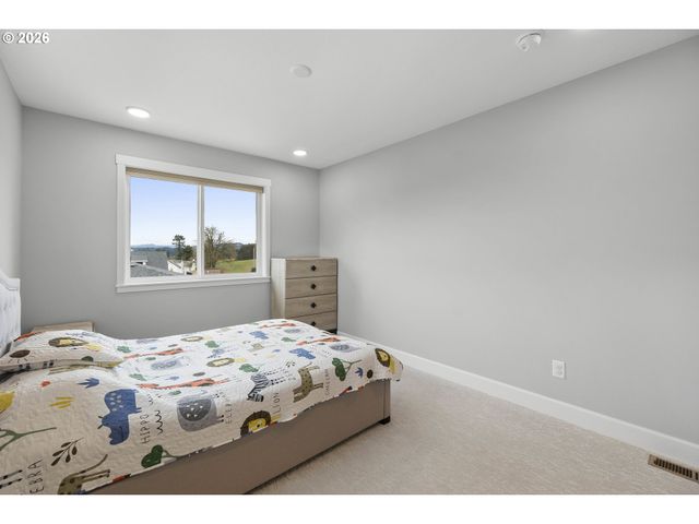 3470 W 3RD St, Washougal, WA 98671