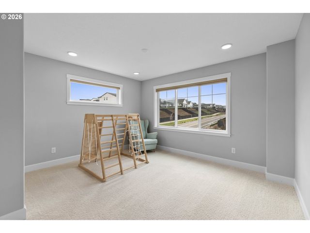 3470 W 3RD St, Washougal, WA 98671