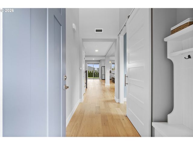 3470 W 3RD St, Washougal, WA 98671