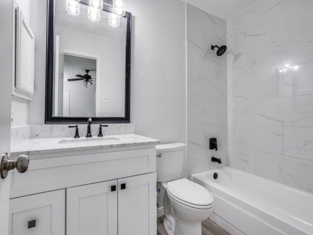 7418 Tulane Drive A, Rowlett, TX 75088