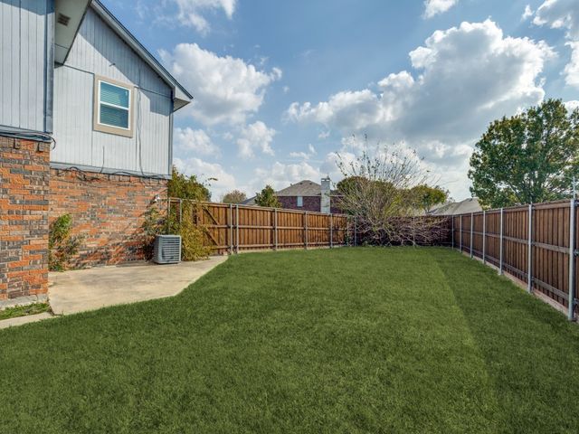 7418 Tulane Drive A, Rowlett, TX 75088