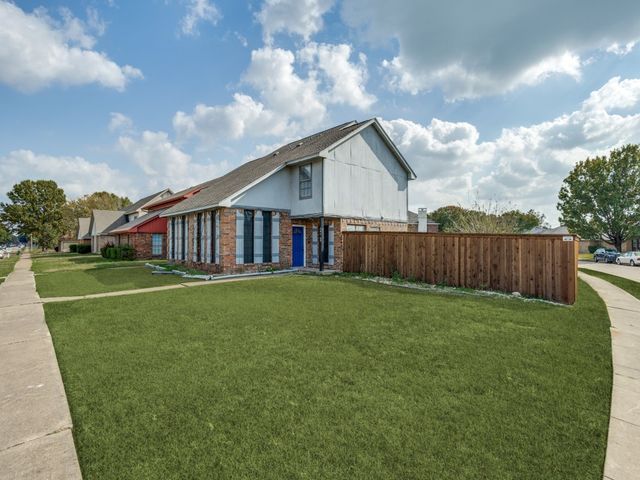 7418 Tulane Drive A, Rowlett, TX 75088